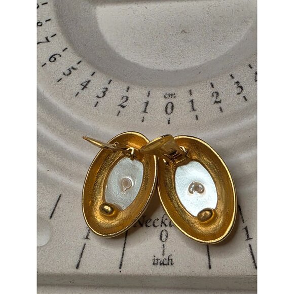 Vintage Clip On Faux Pearl Gold-Tone Oval Statement Earrings - Picture 3 of 3